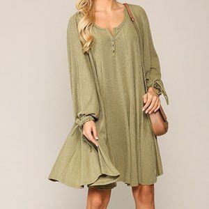 NWOT Flowy Ribbed Bohemian Dress